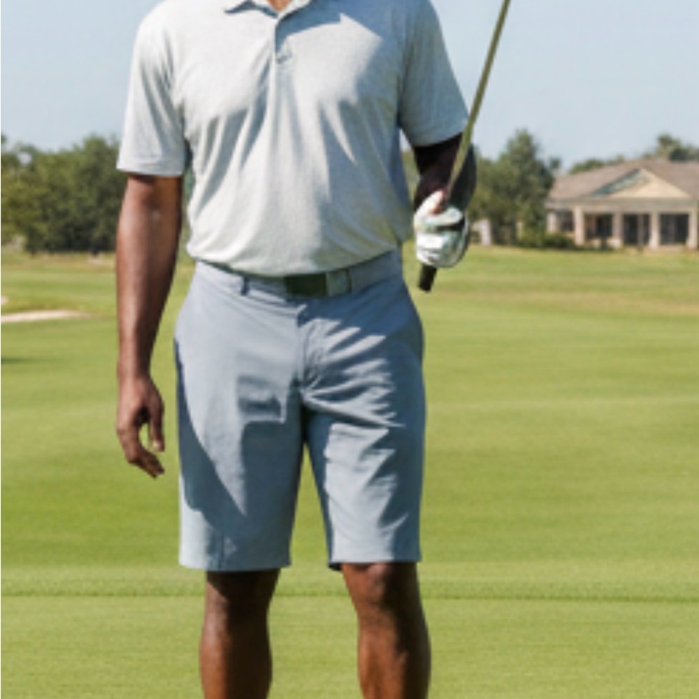 NWT HANG TEN Men's Light Blue Golf Shorts, size 32 waist